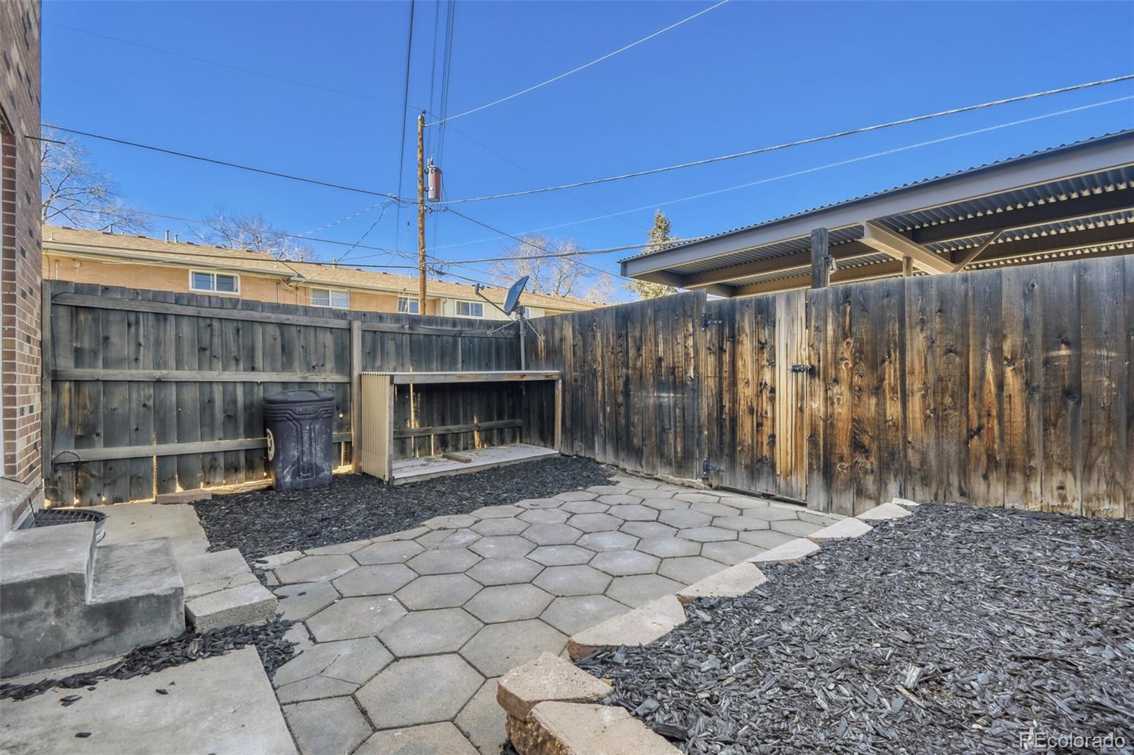 12646 W Virginia Avenue