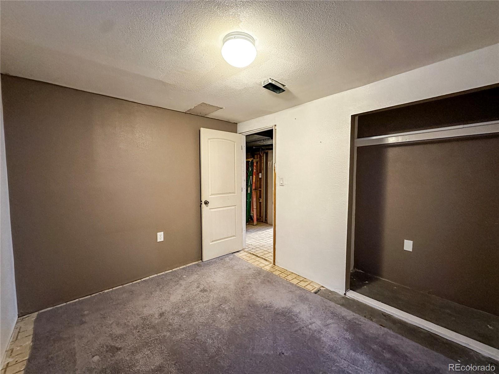 12646 W Virginia Avenue