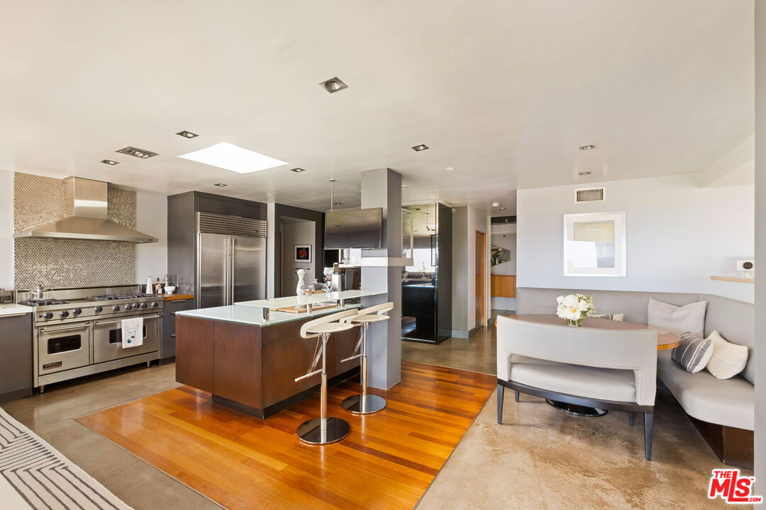11531 Amanda Dr