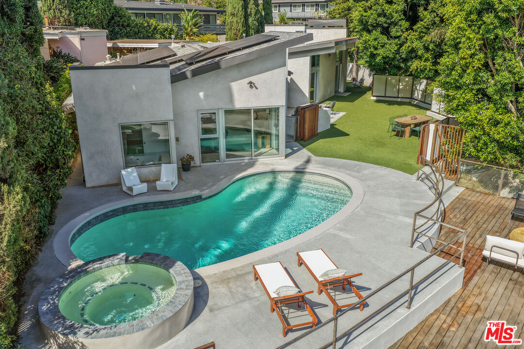 2257 Chelan Dr
