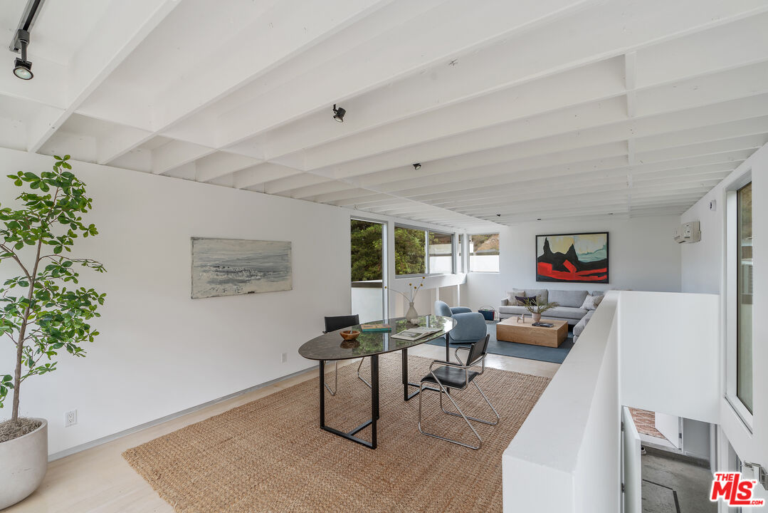 2257 Chelan Dr