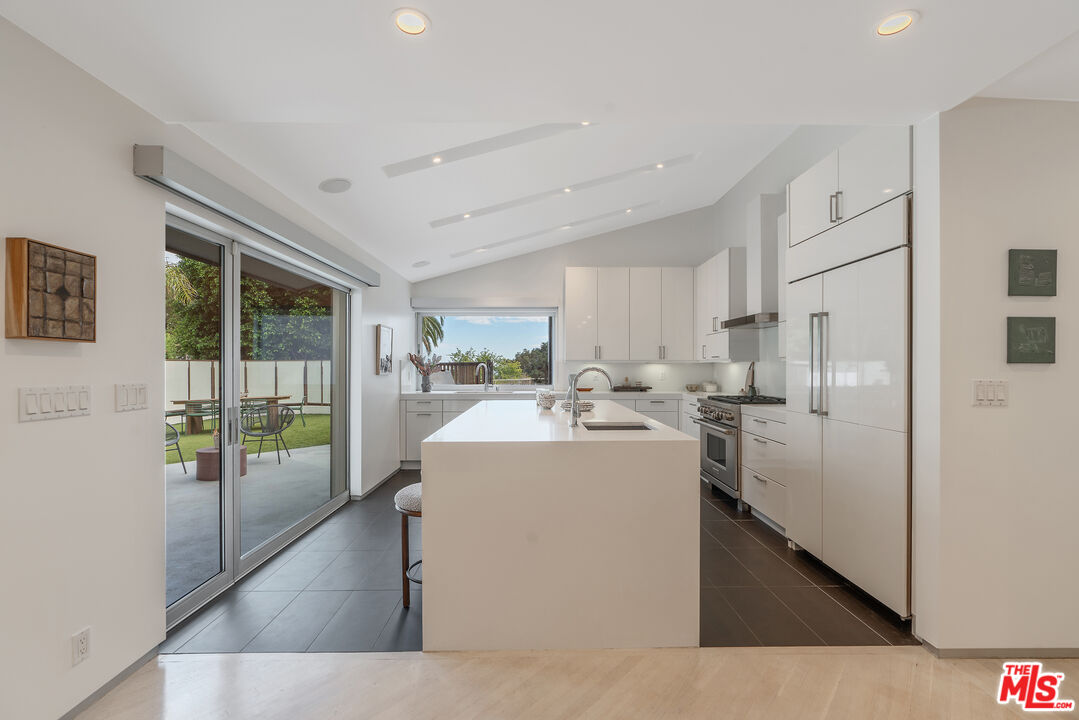 2257 Chelan Dr