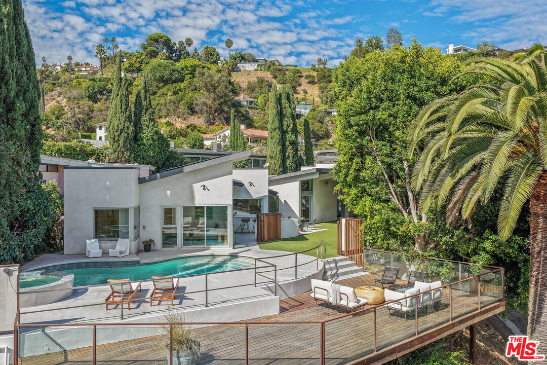 2257 Chelan Dr
