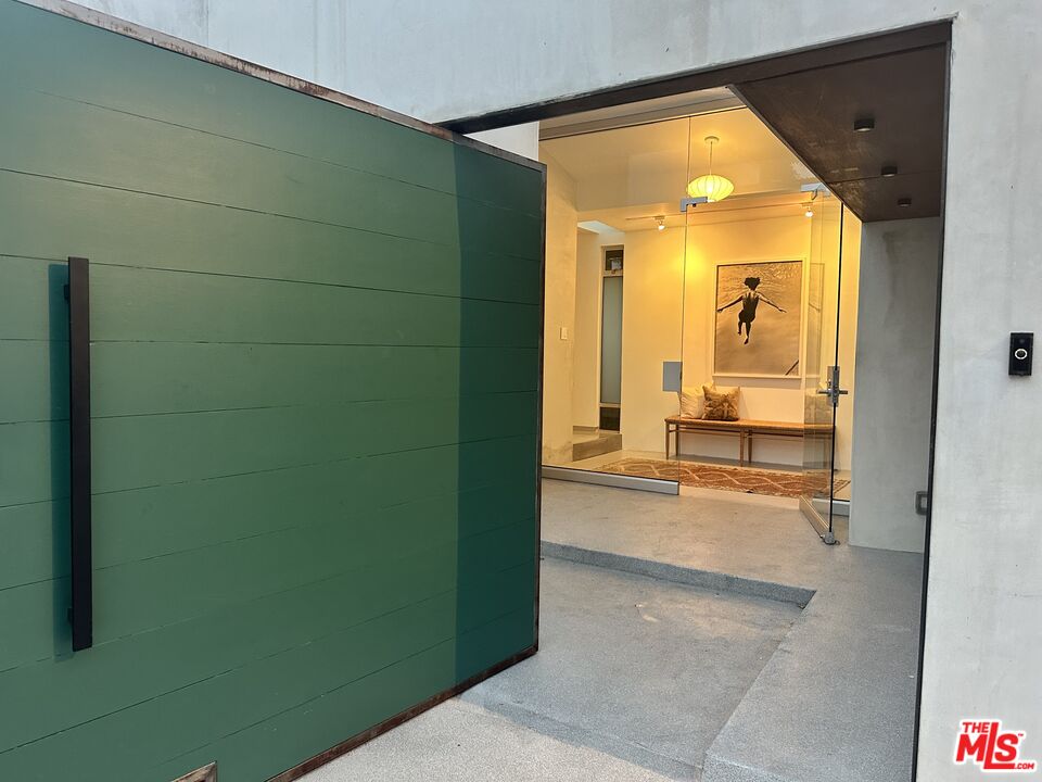 2257 Chelan Dr