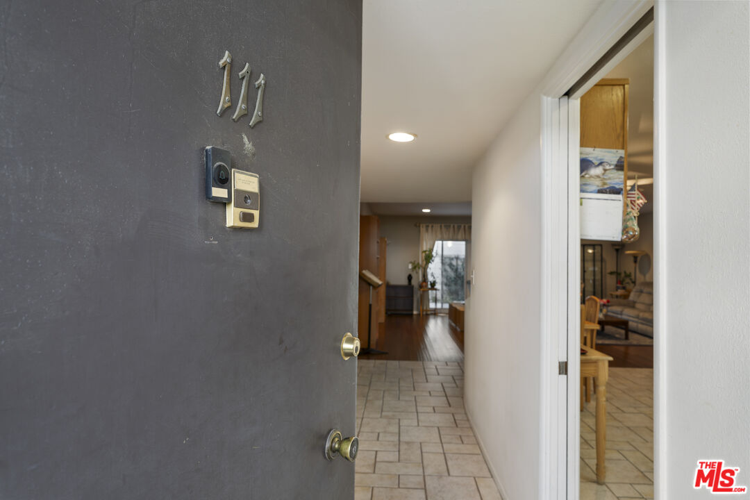 4445 Cartwright Ave Unit: 111