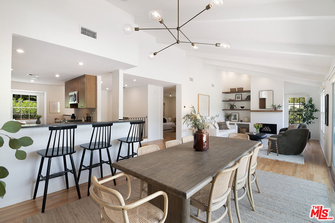 3346 Troy Dr