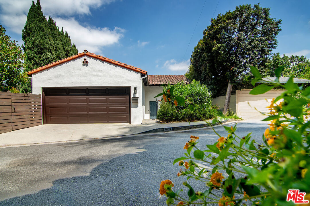 3346 Troy Dr