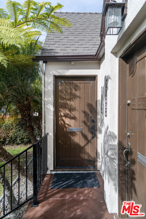 2496 Granville Ave