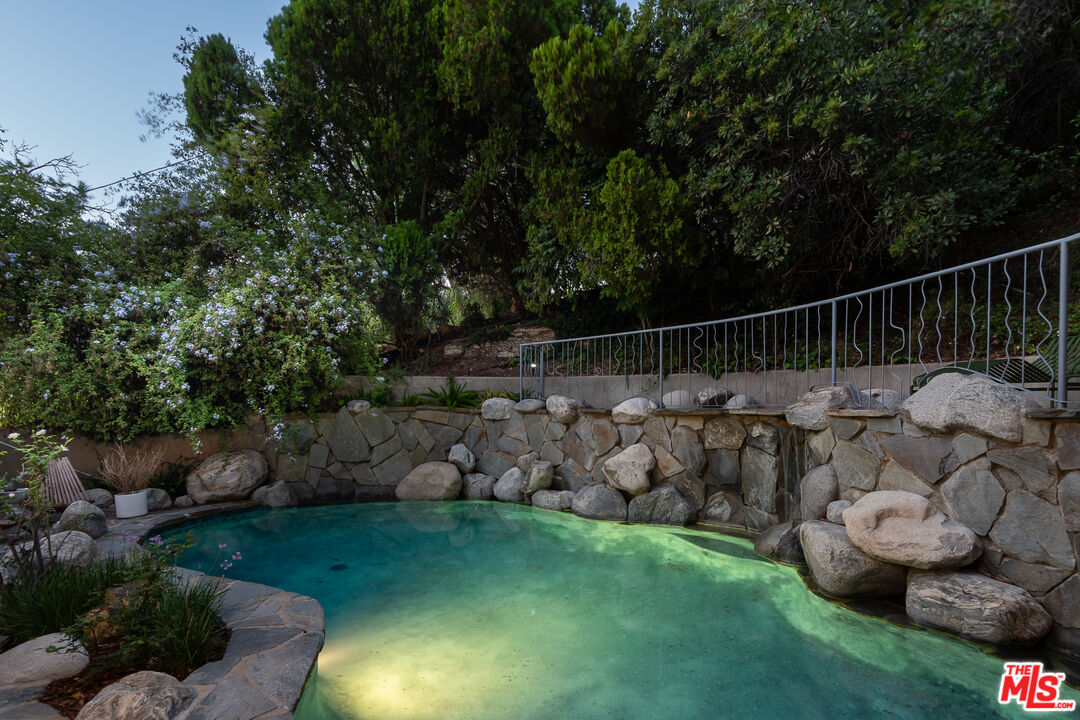 4100 Madelia Ave