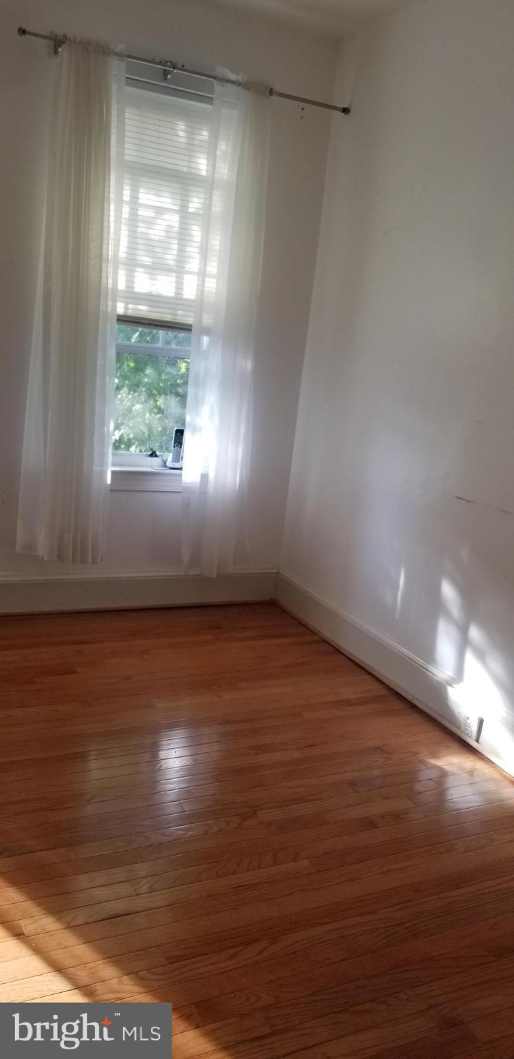 13 16th St NE