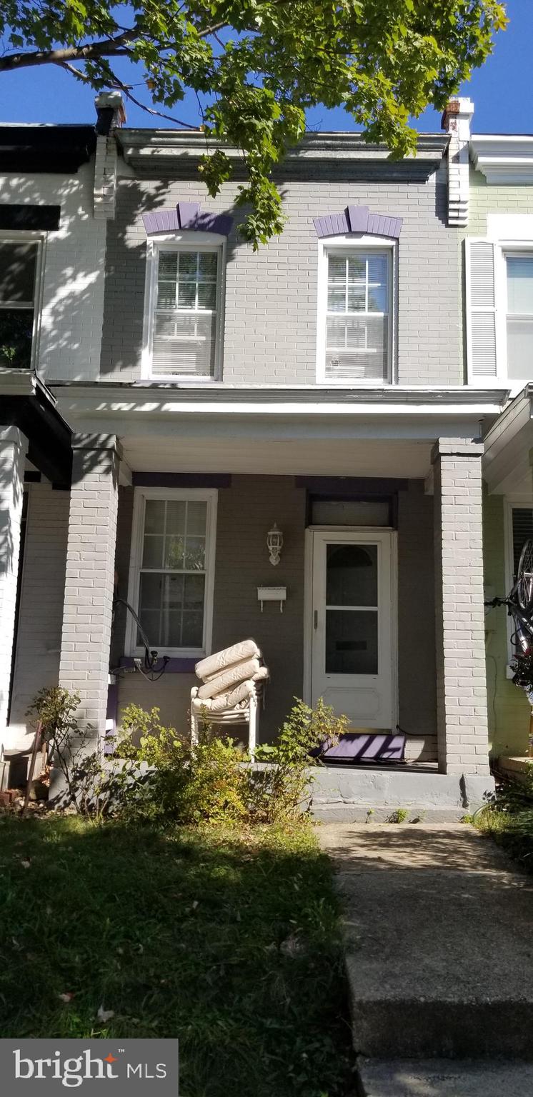 13 16th St NE