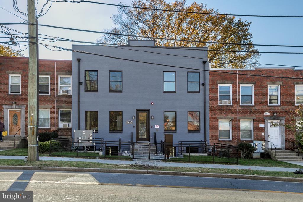 1253 Mount Olivet Rd NE #4