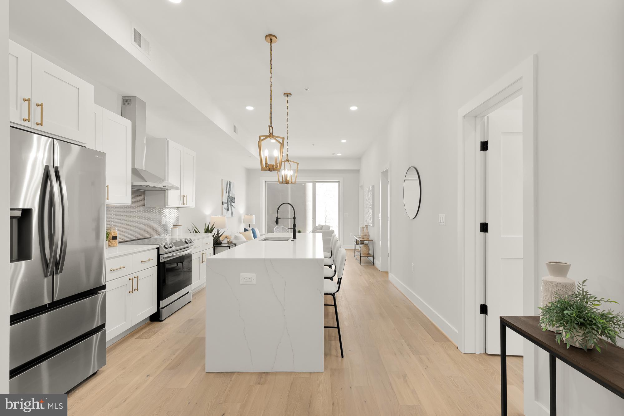 828 Taylor St NE #4