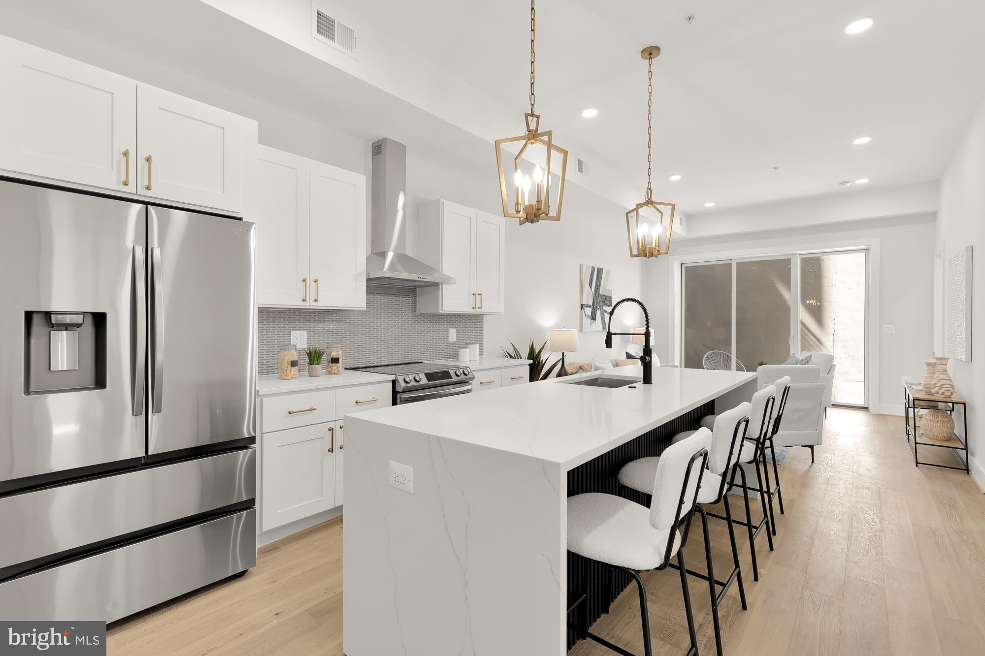 828 Taylor St NE #4