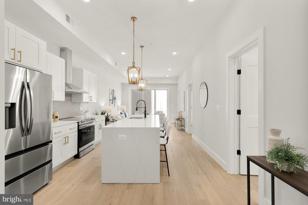 828 Taylor St NE #4
