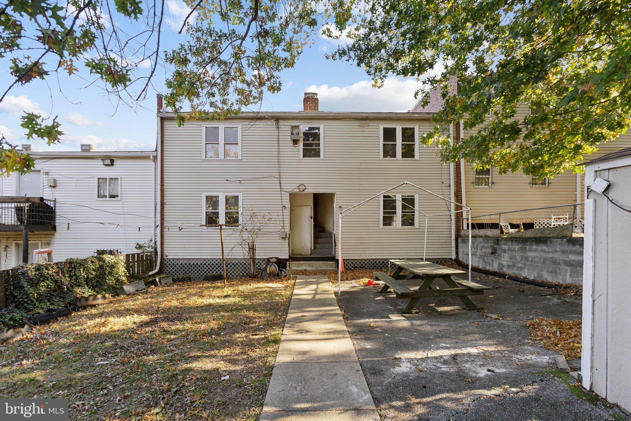 2331 Green St SE