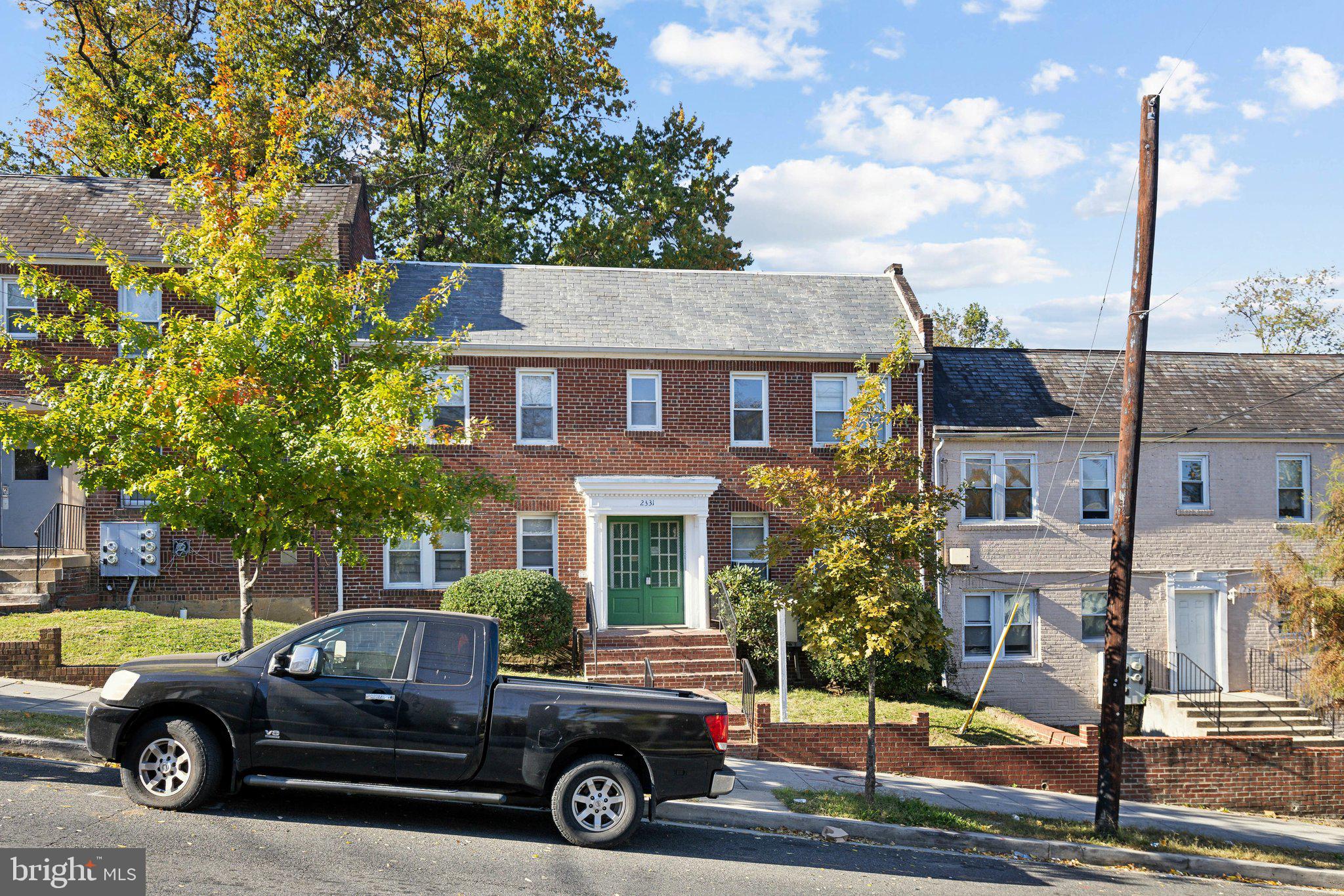 2331 Green St SE