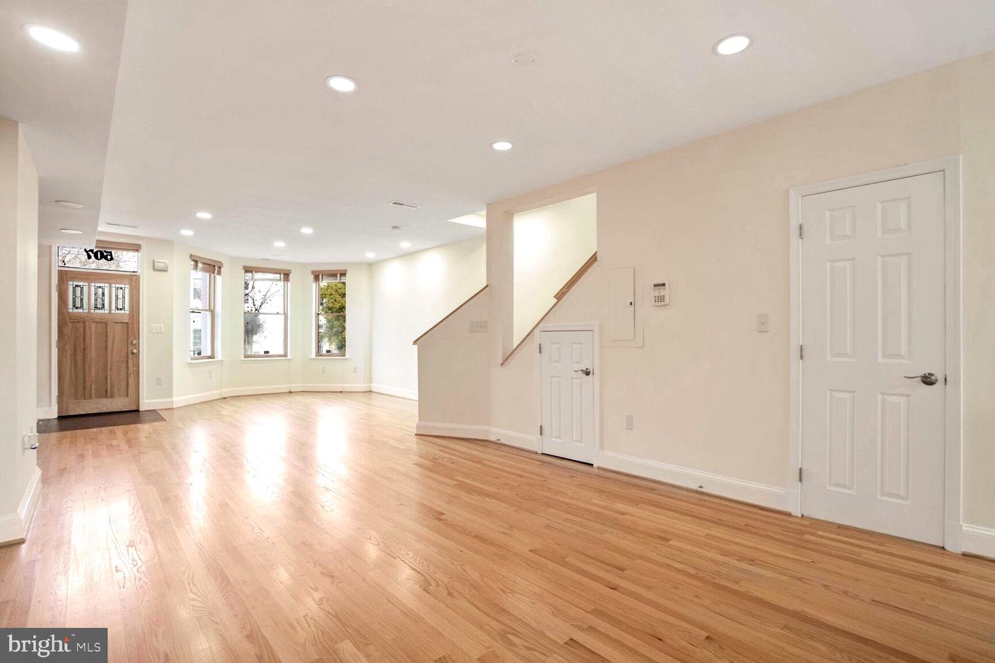 507 G St NE