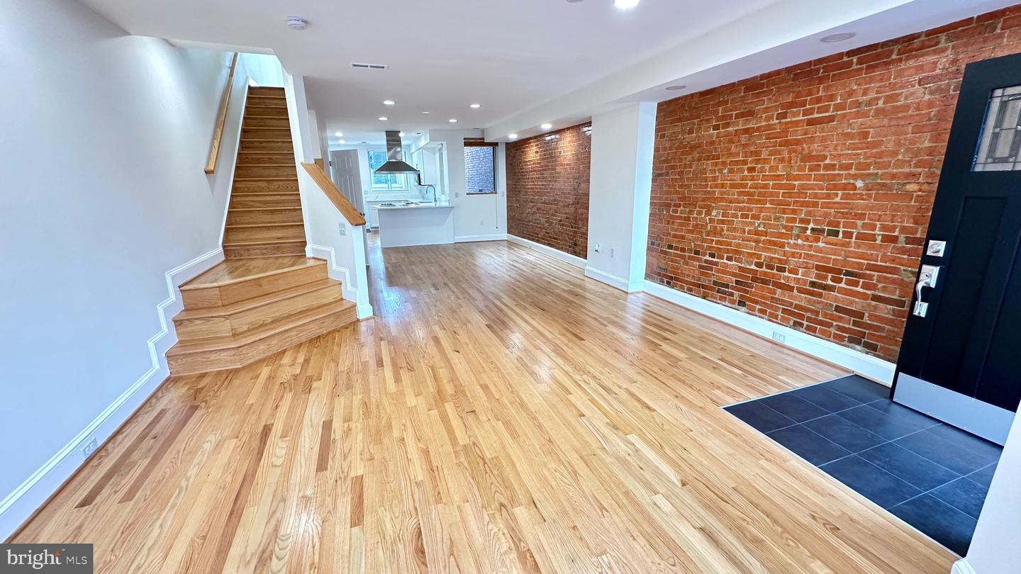 507 G St NE