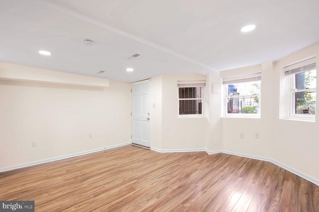 507 G St NE