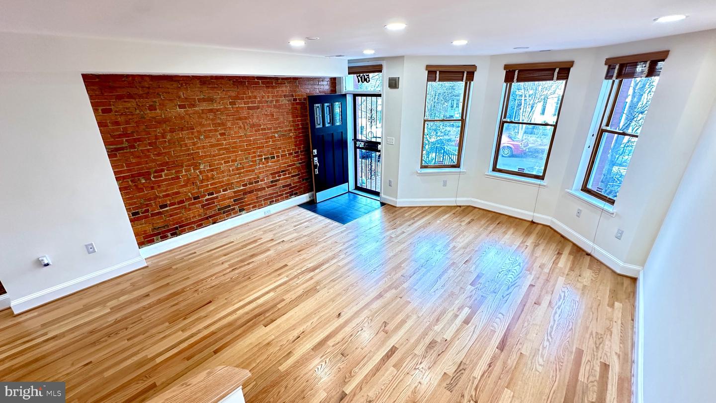 507 G St NE