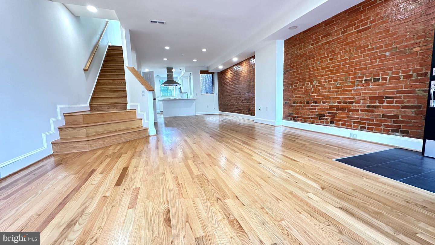 507 G St NE