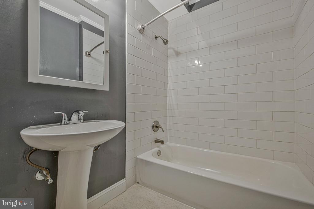2406 37TH STREET NW