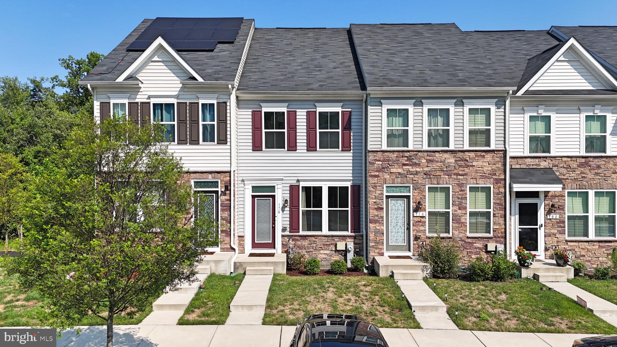 176 Rebecca Hammond Ct