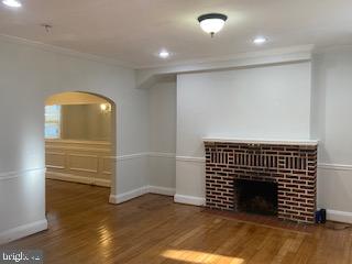 625 N AUGUSTA AVE