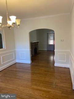 625 N AUGUSTA AVE