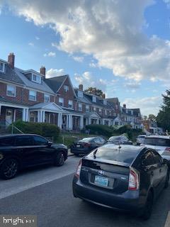 625 N AUGUSTA AVE