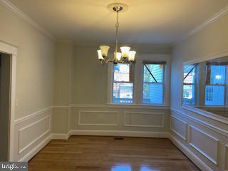 625 N AUGUSTA AVE