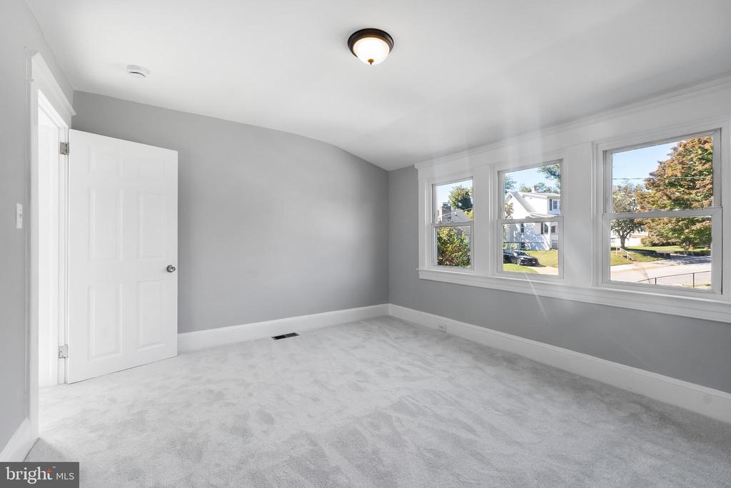5211 EUGENE AVENUE
