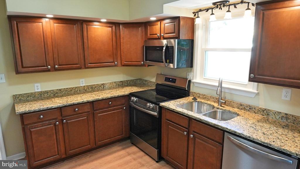 161 Plum Point Rd