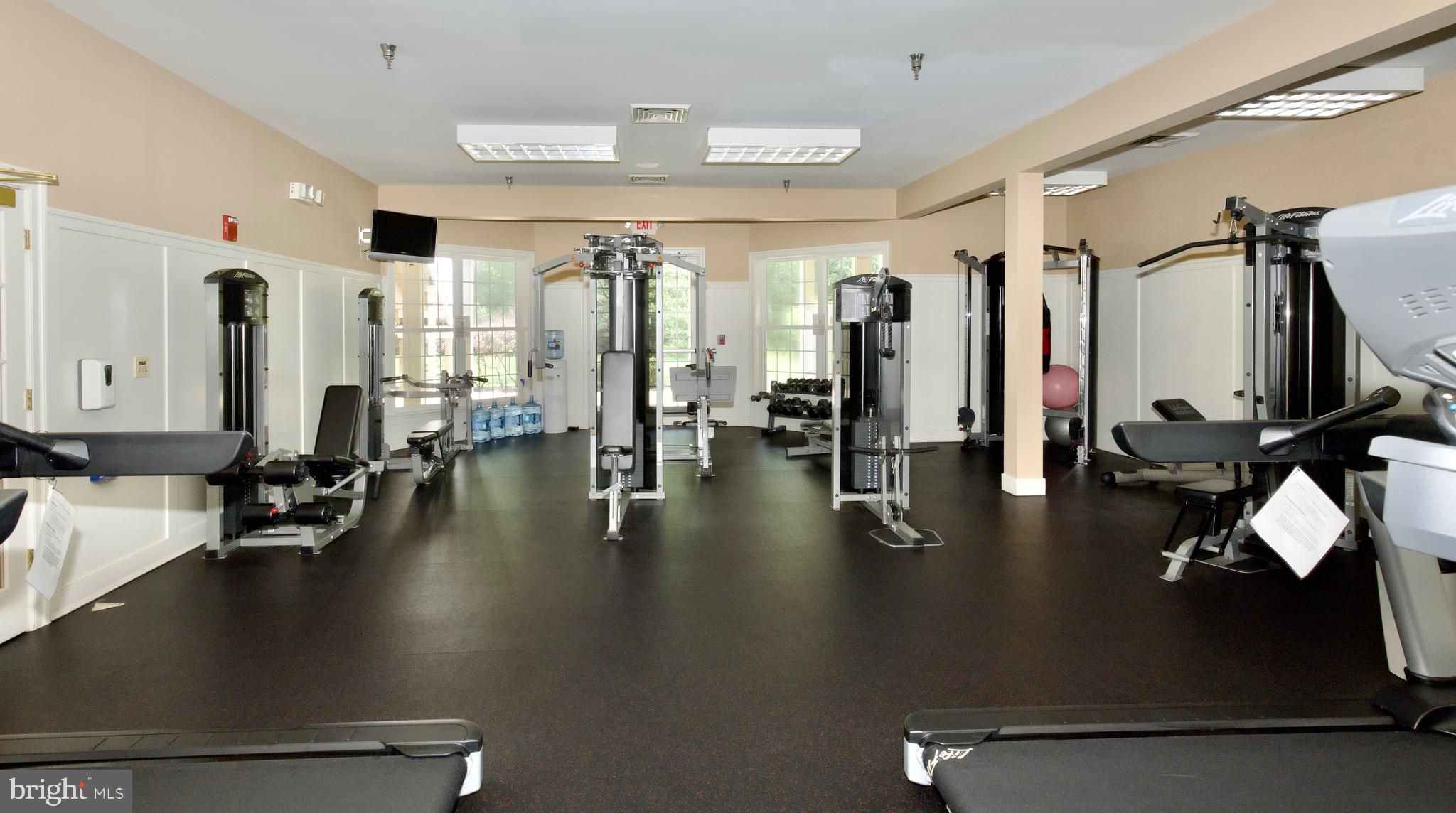 11156 Montclair Ct