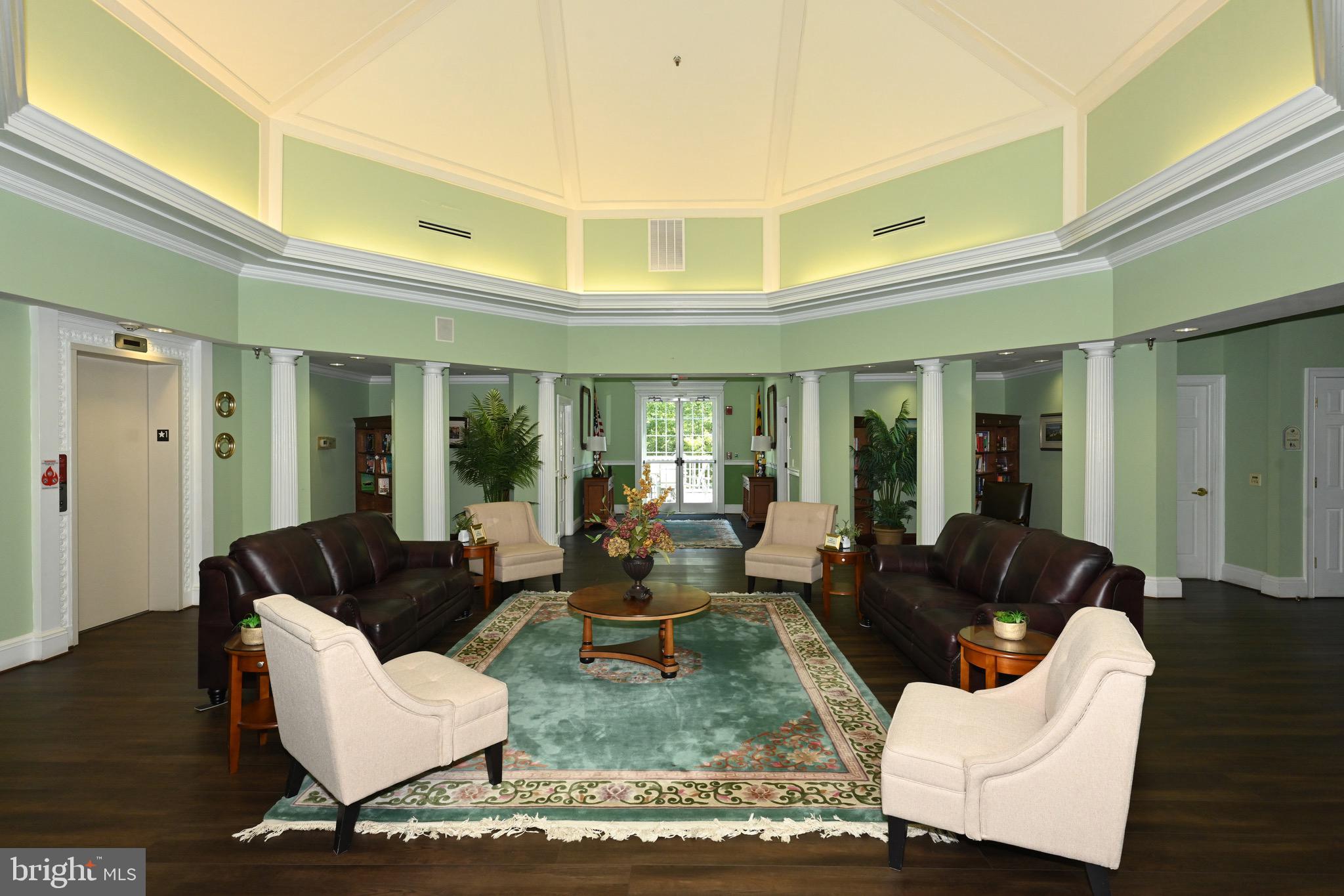 11156 Montclair Ct