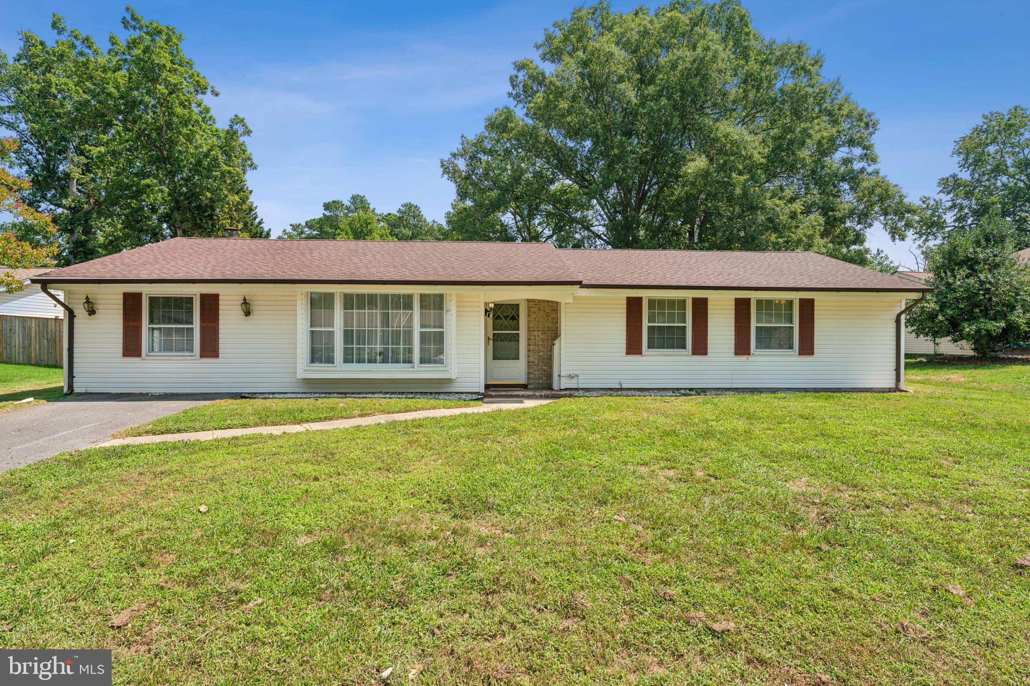 2529 Lisa Dr