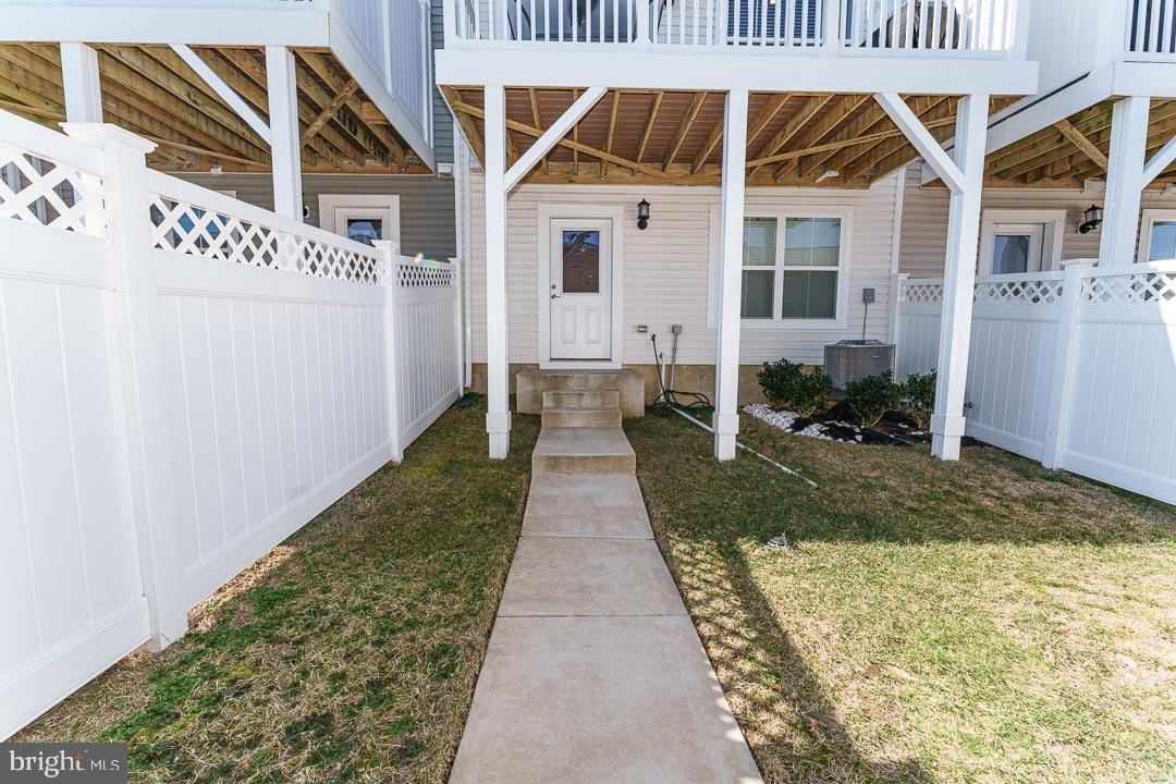 11519 Charlotte Bronte Ln