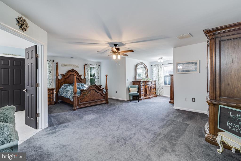 11670 GILBERT LANE