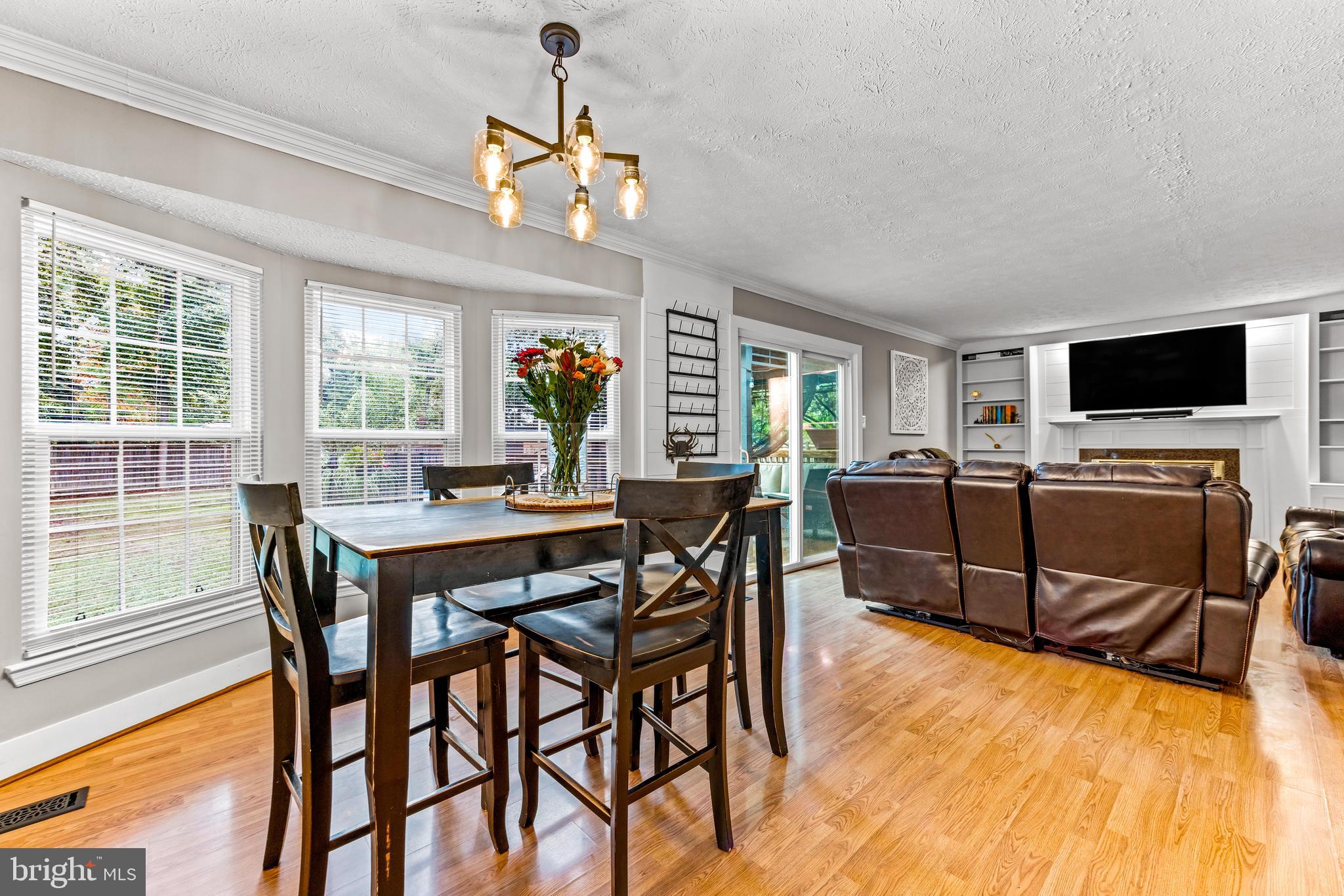 10602 ASHFORD CIRCLE