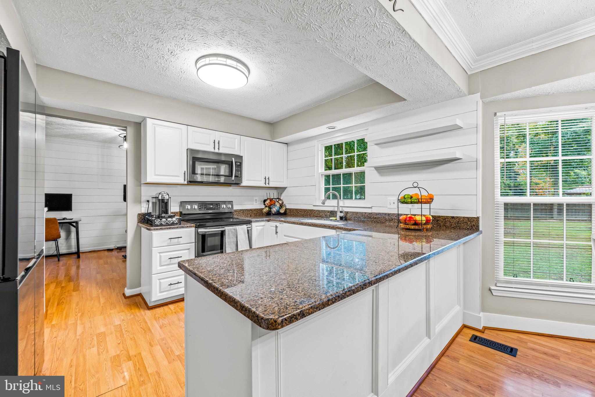 10602 ASHFORD CIRCLE