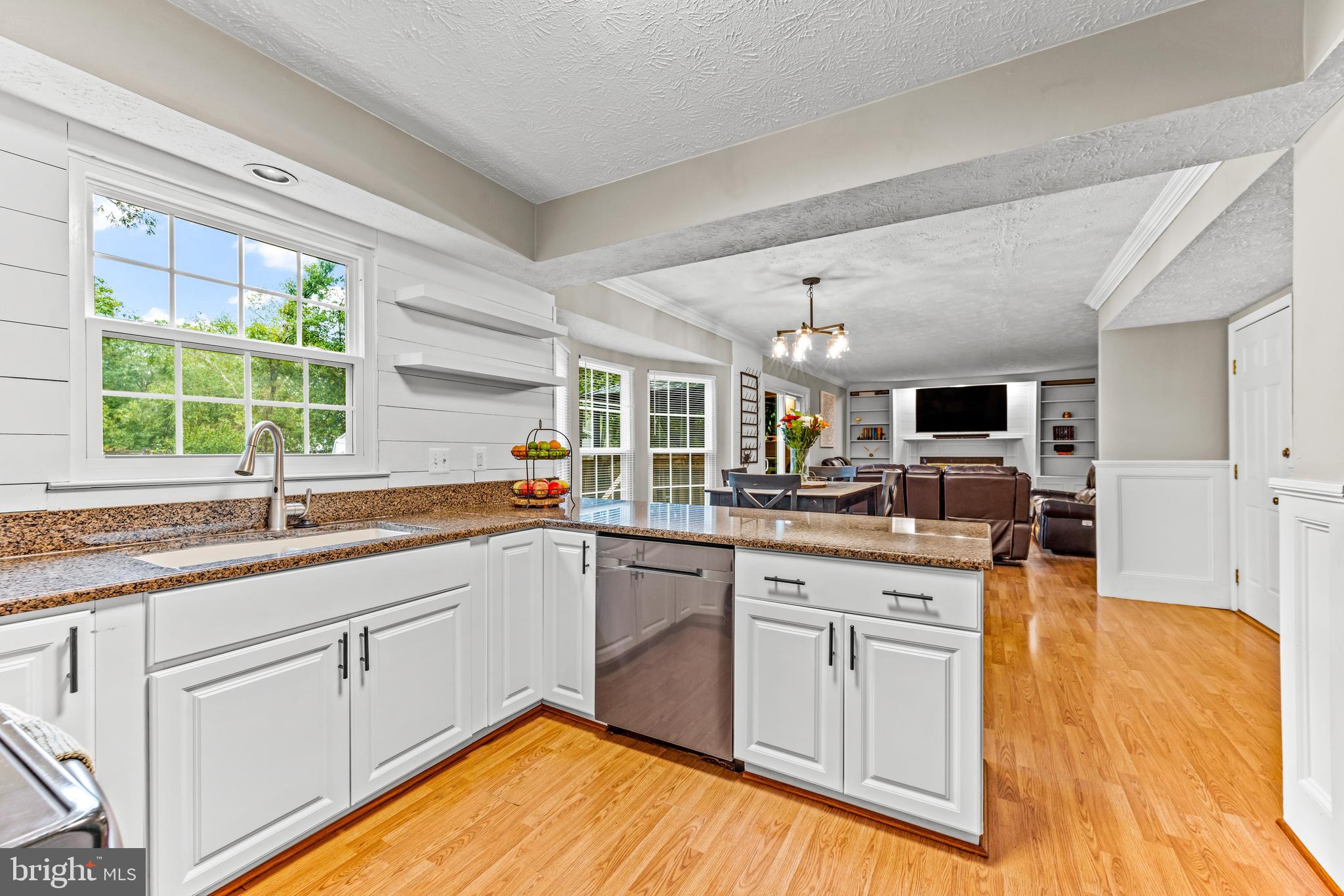 10602 ASHFORD CIRCLE