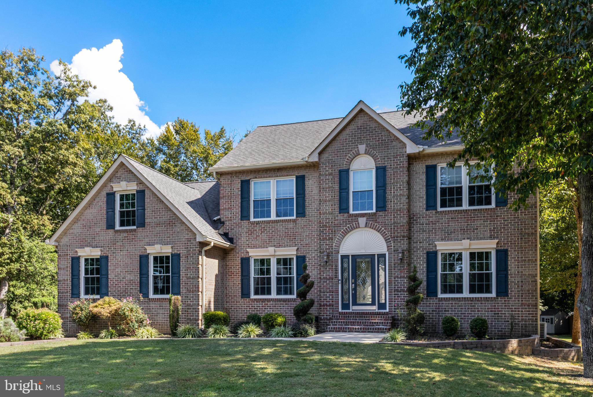 1012 NORTHAMPTON DRIVE