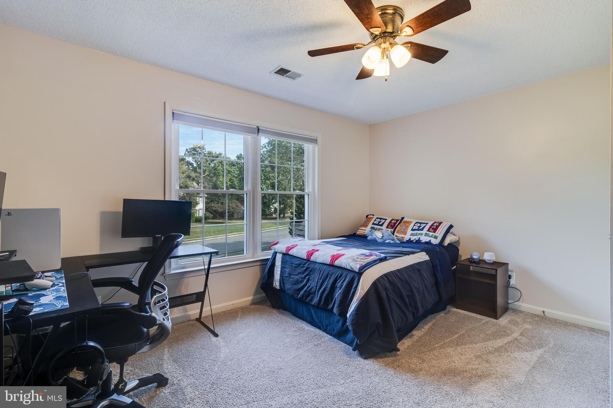 1012 NORTHAMPTON DRIVE