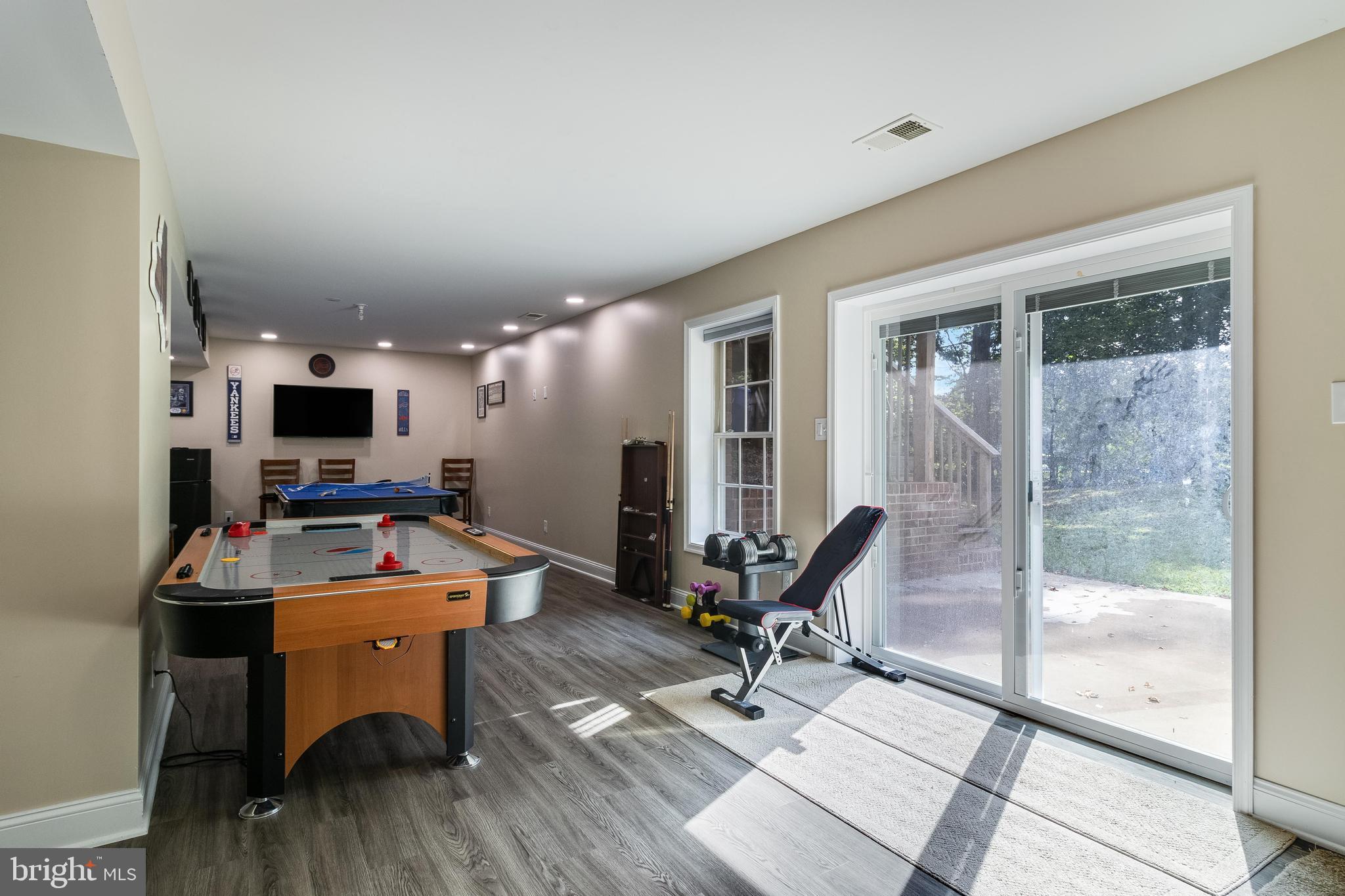 1012 NORTHAMPTON DRIVE