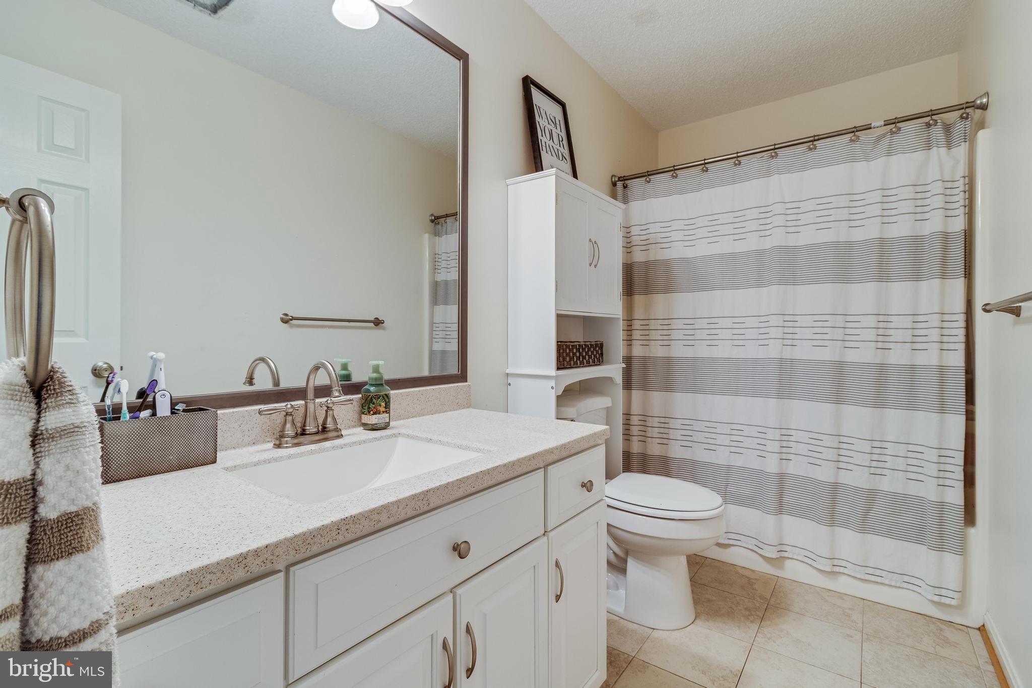 1012 NORTHAMPTON DRIVE