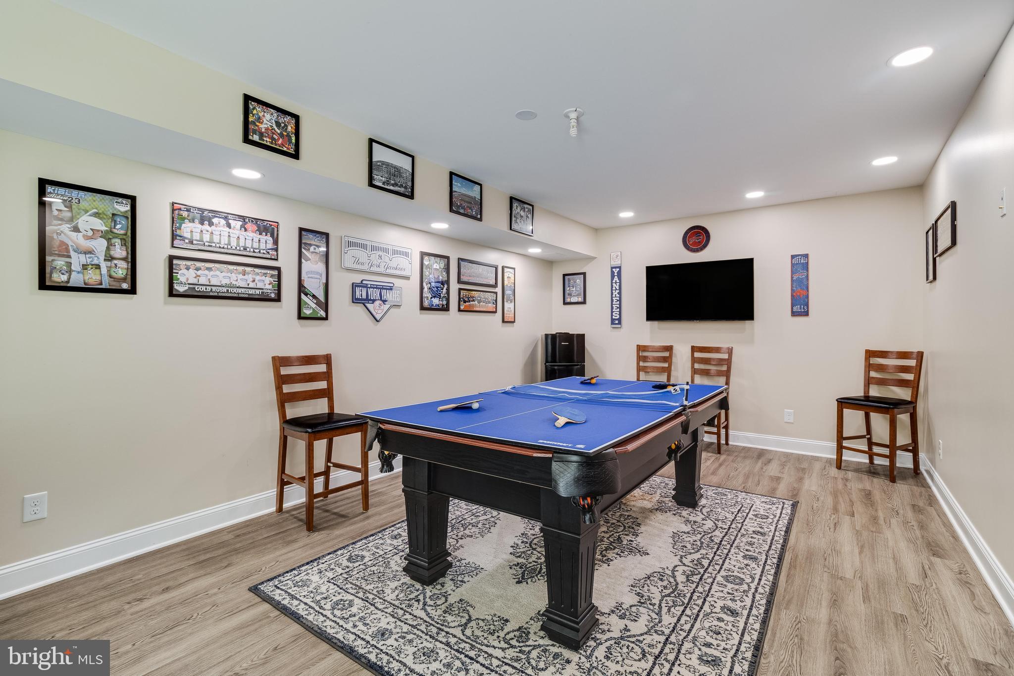 1012 NORTHAMPTON DRIVE