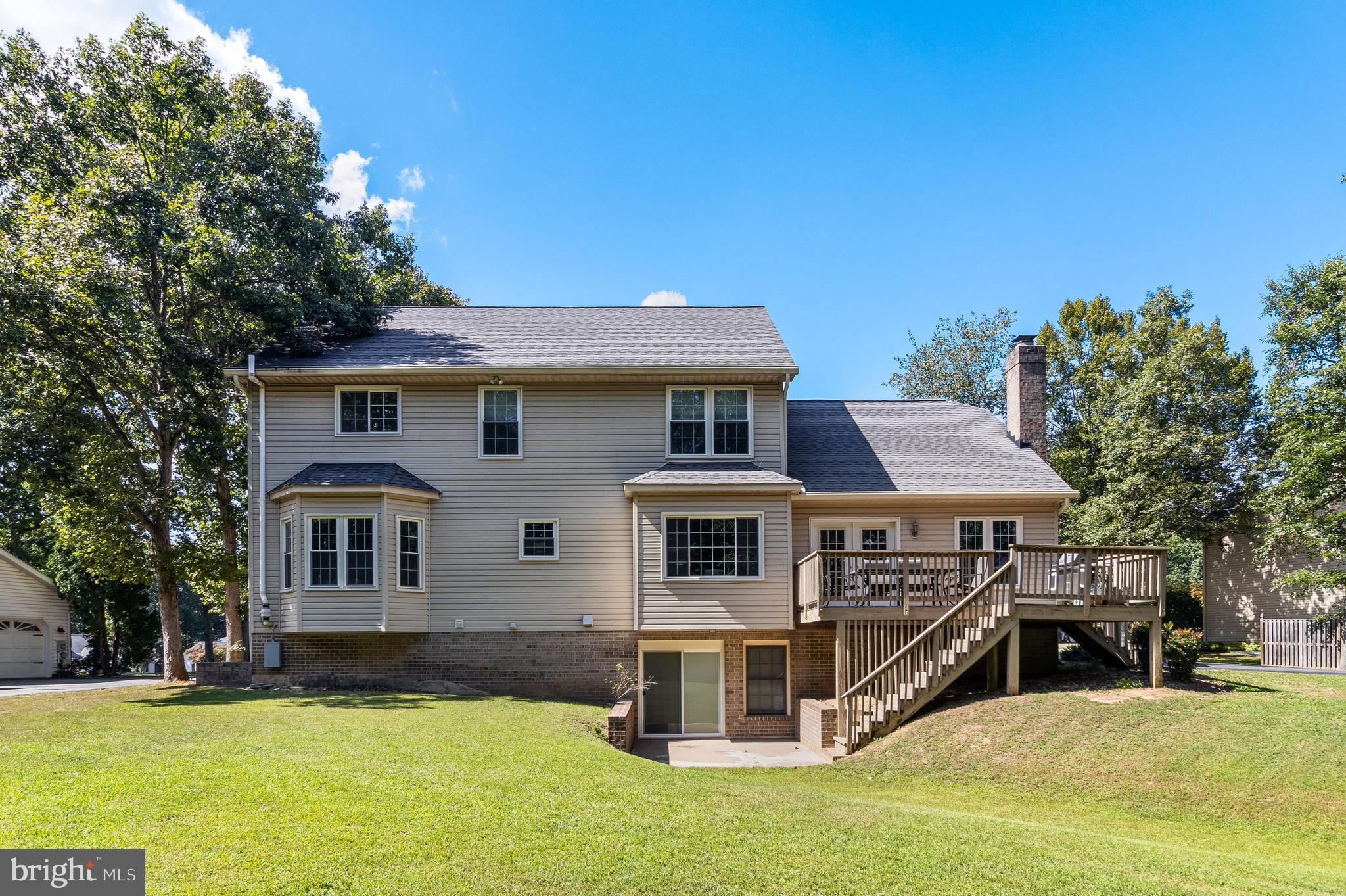 1012 NORTHAMPTON DRIVE