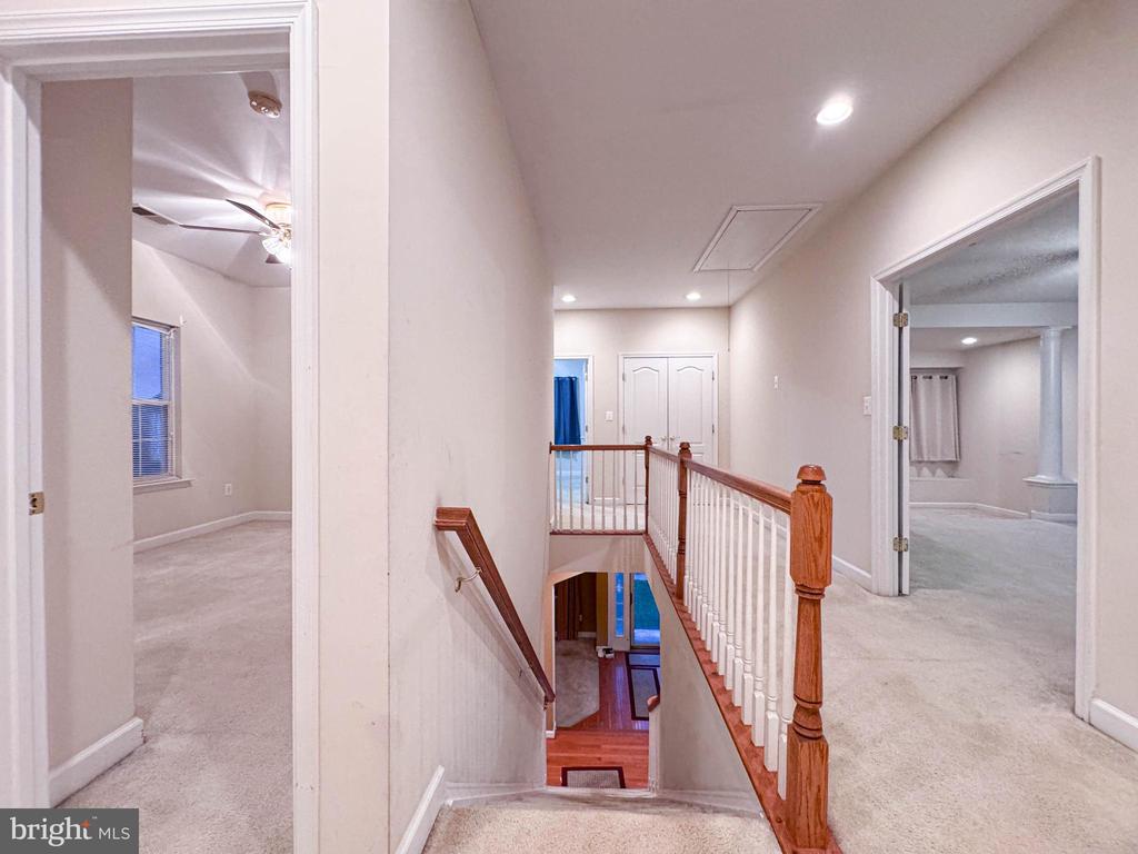 2039 DOWNSHIRE COURT