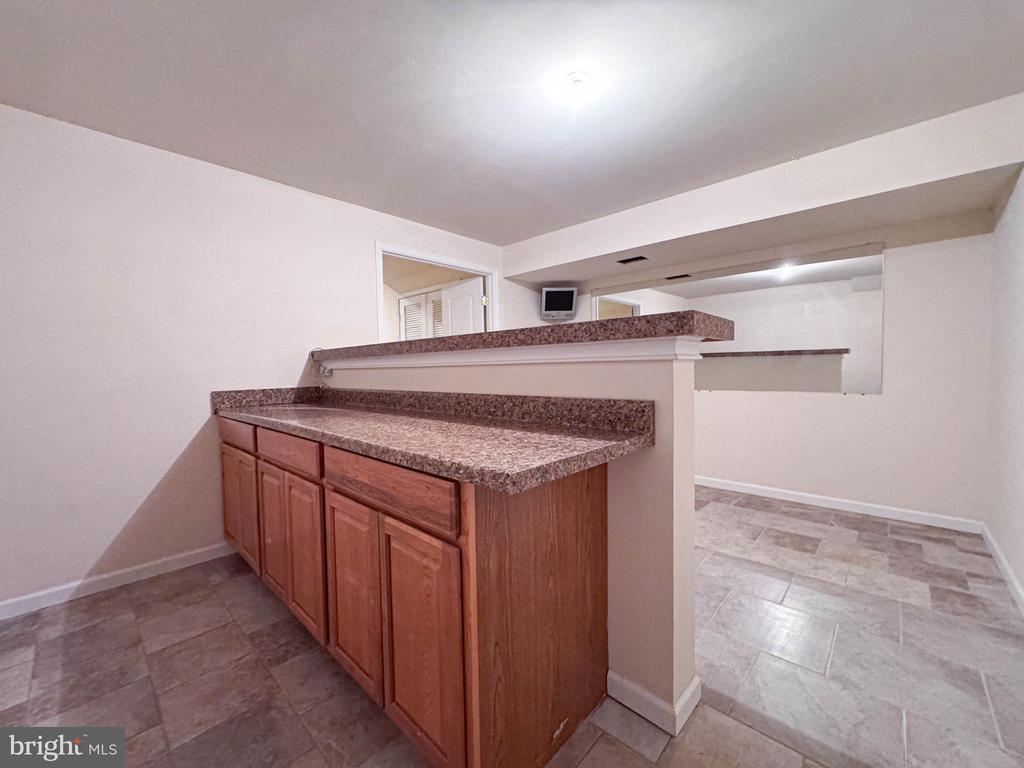 2039 DOWNSHIRE COURT